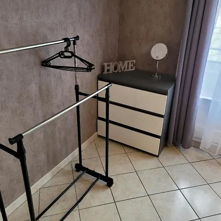 Cosy 4 Pers 2 Avec Balcons & Parking Gratuit Proche Lägenhet