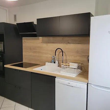 Cosy 4 Pers 2 Avec Balcons & Parking Gratuit Proche Annecy
