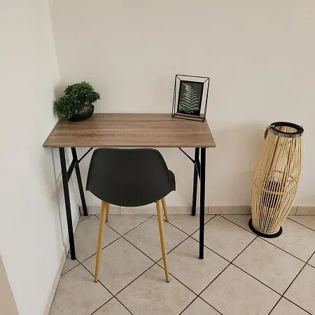 Lägenhet Cosy 4 Pers 2 Avec Balcons & Parking Gratuit Proche